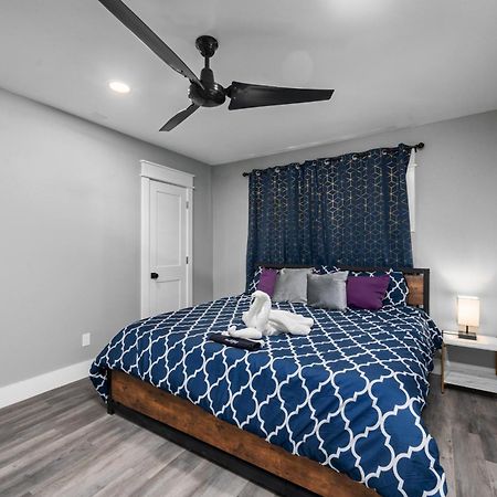 Comfortable 2Br Apt In Vibrant Houston Heights Bagian luar foto